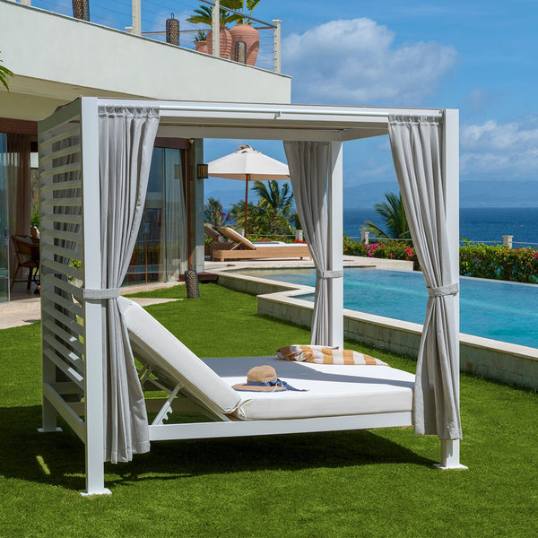 PAVILION Daybed Cabana