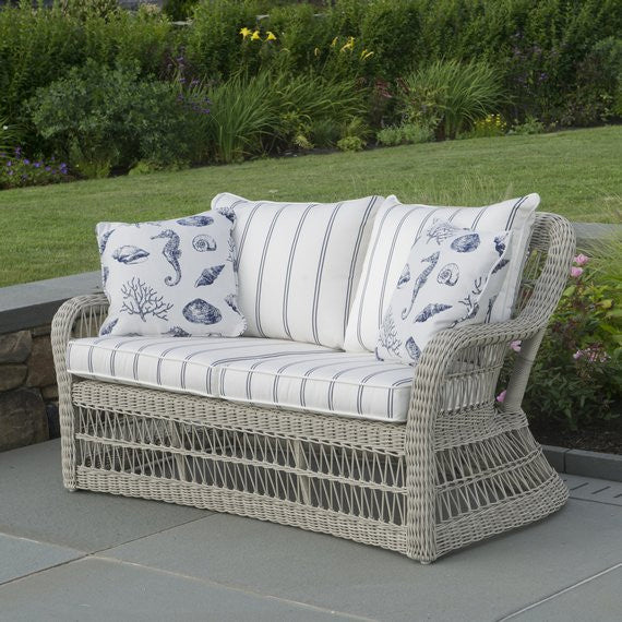 SOUTHAMPTON SETTEE