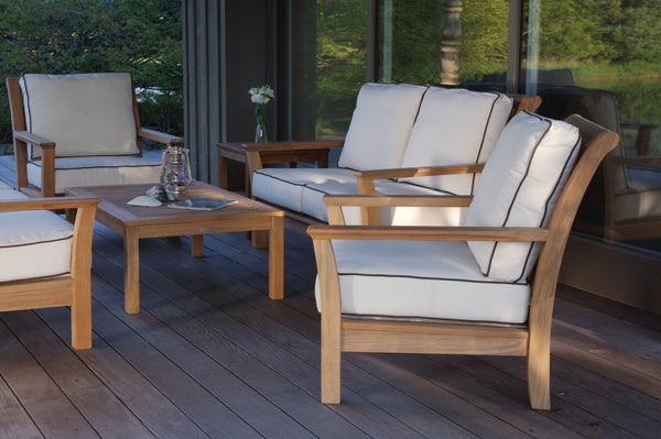 CHELSEA DEEP SEATING SETTEE