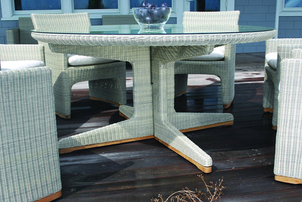 WESTPORT ROUND DINING TABLE