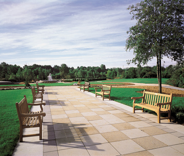 HYDE PARK BENCHES
