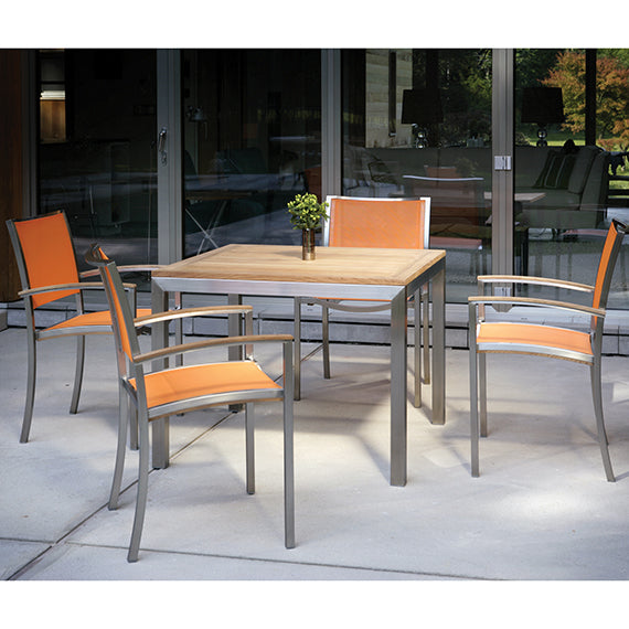 TIBURON SQUARE TABLE