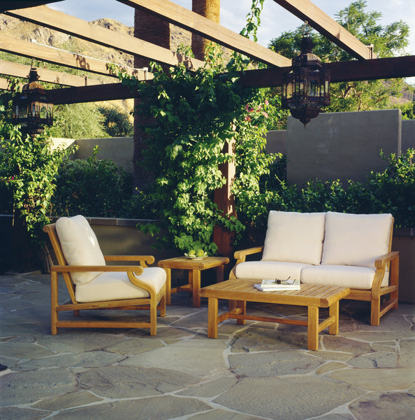 NANTUCKET DEEP SEATING SETTEE