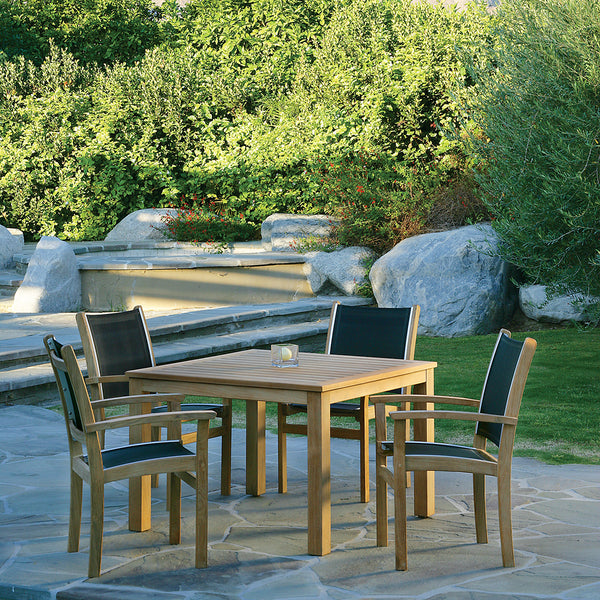 WAINSCOTT SQUARE DINING TABLES