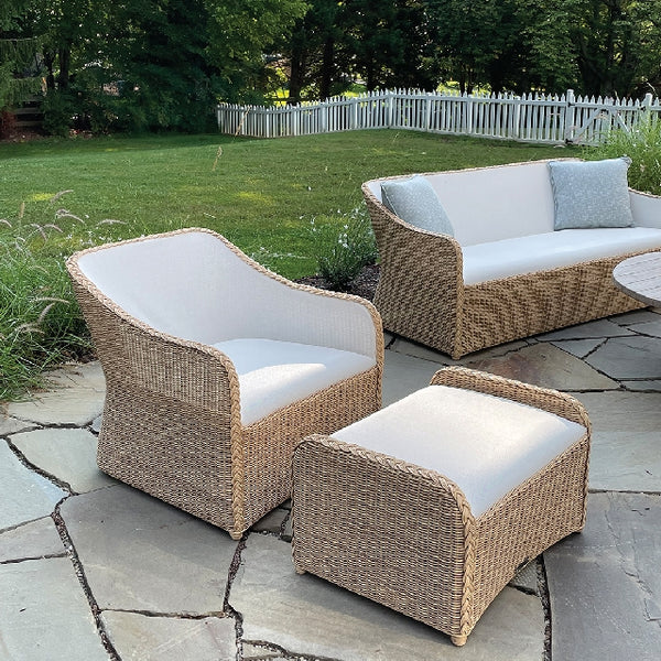 QUOGUE Club Ottoman